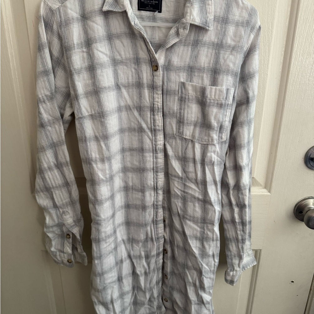 Abercrombie & Fitch White and Gray Plaid Shirt